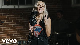 MacKenzie Porter - Hand In My Pocket (The Loft Sessions)