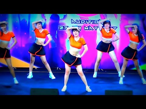 "Aly" cover "Heart Attack" (AOA) @ "SIAM SQUARE1 JK Street Cover Dance 2017"