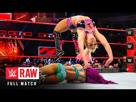FULL MATCH: Sasha Banks vs. Alexa Bliss | Raw Women’s Title Match: Raw, Aug. 28, 2017
