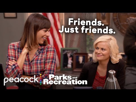 Every time it’s assumed Leslie & Ann are a couple | Parks and Recreation