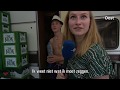 De Thuisblijvers afl. 2: Thomas bikkelt tussen de bierflessen