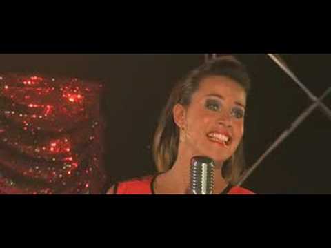 quick change  LA VOIX MAGIQUE!!! ( Sandy Kandau)