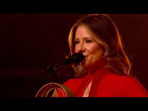 Ania Karwan - W to mi graj || The Voice Of Poland 16 - Finał 