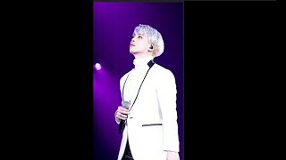 Jonghyun&#39;s &quot;Sightseeing&quot;