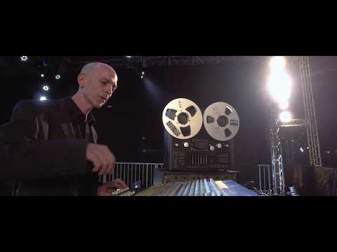 Victor Rice & Monkey Jhayam -  Kika Carvalho - Flor de Maracuja