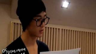 Download lagu [Dream High OST] Dreaming Japanese version | Kim Soo Hyun in studio (full) mp3