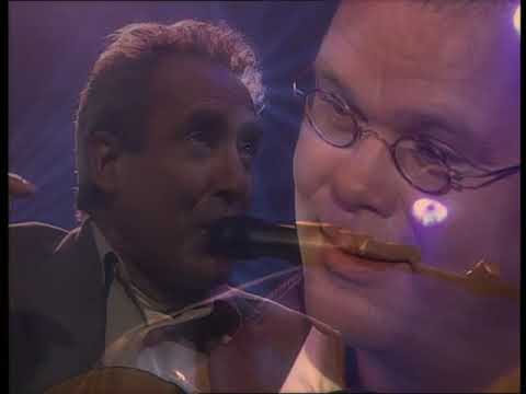 Paul de Leeuw feat. Fernando Lameirinhas - Naar Het Zuiden (1999) - Officiele Videoclip