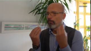 preview picture of video 'Beszélgetés Dr. Zacher Gáborral büki előadása után'