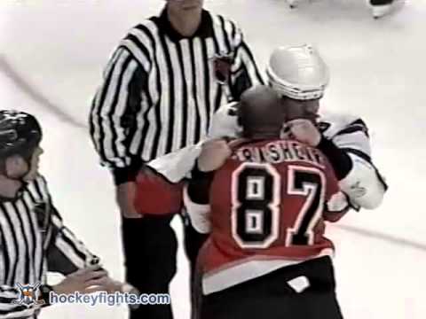 Donald Brashear vs Dale Purinton