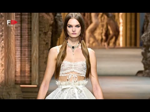 DIOR Spring 2023 Paris - Fashion Channel
