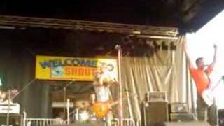 Krystal Meyers - &quot;Anticonformity&quot; (live 08-15-06)