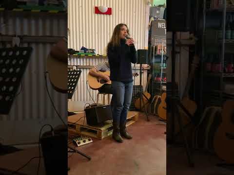 Thumbnail for Back To Black - live from London w/ Stevie Reed by Frida