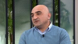 Առավոտ լուսո․ Ալեքսանդր Մուկասյան, Արամ Մանուկյան