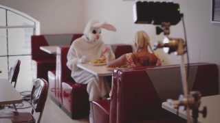 Malika Ayane - BACKSTAGE Cosa Hai Messo Nel Caffè?