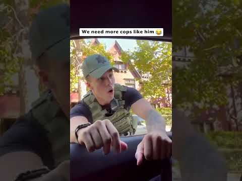 Officer had an unusual traffic Stop 🤣 (@wobruno)