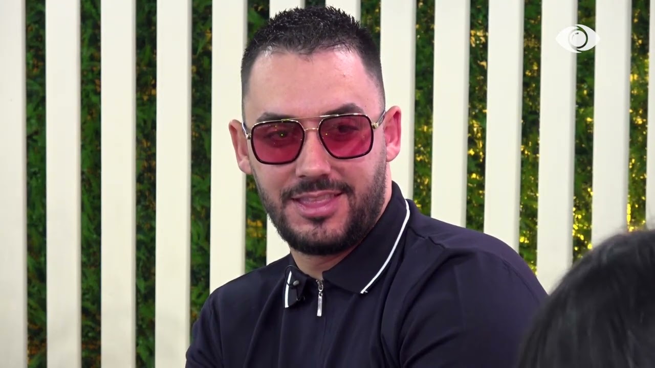Do vendosësh syzet dhe do të…/ Lore instiston që Keijsi t'i kërkojë flaje Stelinës