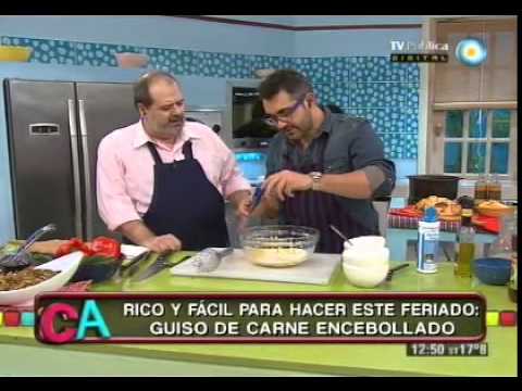 Guiso de carne encebollado