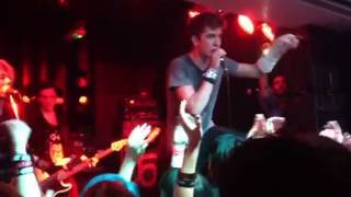 DEAD - Beautiful Broken Bones - Live