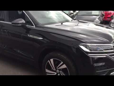 KS69HJF Touareg 3.0 TDI 231PS 4M R-Line Tech @ Wrexham Volkswagen