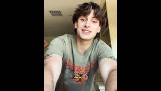 Don't Turn Your Head Away (Johnny Orlando Video)