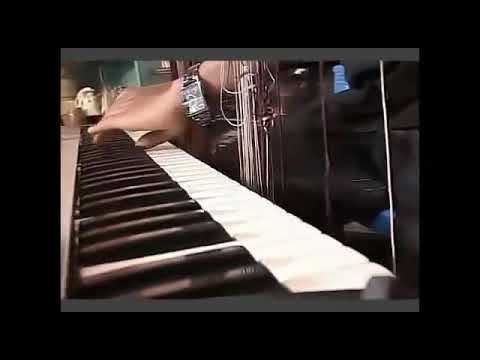 Thumbnail for Wewe ndiye Mungu hubadiliki - Nimeliguza video