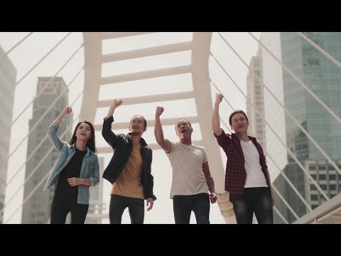 Lyric“นักผจญเมือง (Nuk Pajon Meuang)” by Toon Bodyslam, Mike Piromporn, Phai Pongsathorn, and Tai Oratai