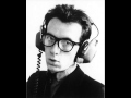 Elvis Costello - Man Out of Time