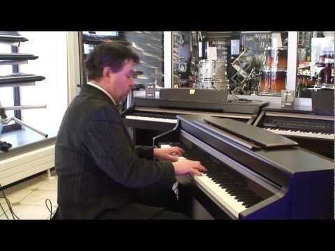 Sven Kullerkupp, piano  J.S. Bach Inventsioon 1 C-duur piano, Kavwai CA 95,J.S.Bach