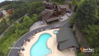 preview picture of video 'Aunt Bug's Cabin Rentals Gatlinburg Pigeon Forge Vacation'
