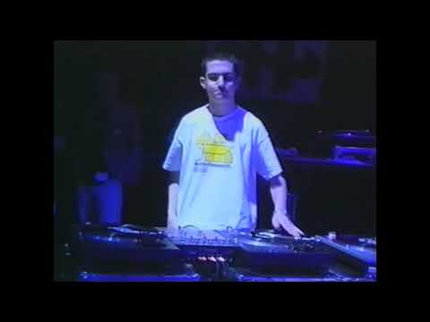 ITF World 2000 - 1/4 Finals - DJ ATRAK (Defending CHampion) vs MR BRUNS