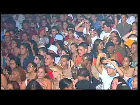 Si Tu Me Calientas / Ñina Ven Live - Yaga y Mackie