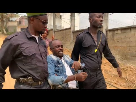 Kritikos accused of stealing - KRITIKOS' 1000 PROBLEMS 02