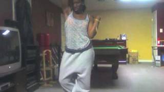 ms.jade-big head on the floor