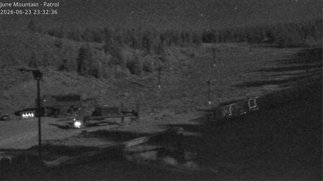 Live webcam view of June Mountain Patrol Slopes