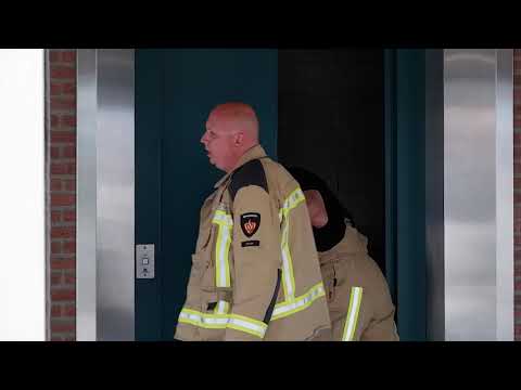 Vrouw en twee kinderen opgesloten in lift winkelcentrum Coevorden
