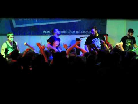 The Wonder Years - 01 Local Man Ruins Everything