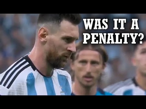 GARY NEVILLE , ROY KEANE AND IAN WRIGHT SCHOOLED BY PETER WALTON. WHY THE REFEREE AWARDED PENALTY.