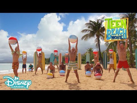 🏄‍♂ Surf Crazy | Teen Beach Movie | Disney Channel Polska