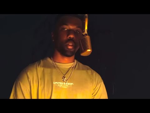 Oke McFly- Fade Away (Mic Drop Performance)