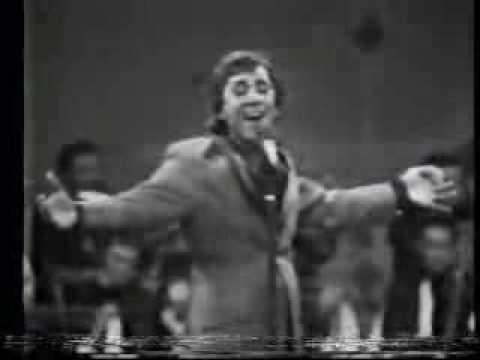 IV Festival OTI 1975 - Gualberto Castro - La Felicidad - México.flv