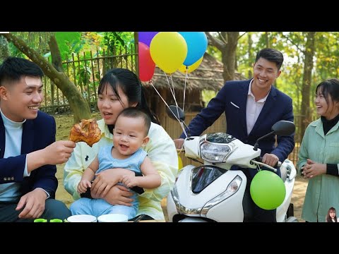 Als Alex seine Besorgnis zeigte, konnte Tu Na ihre Freude nicht mehr verbergen.