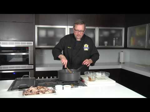 Making Barbequed Pork With Leftover Pork Roast : Chef Tips & Recipes