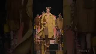 Personalidade Gigi and Bella Hadid ?