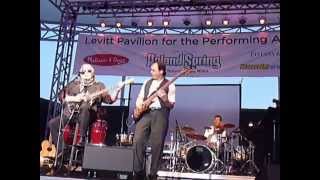 Levitt Pavilion Westport . Jose Feliciano 07-20-14 Oye Como Va