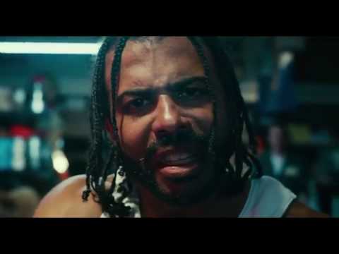 Момент из Фильма Слепые Пятна (2018)