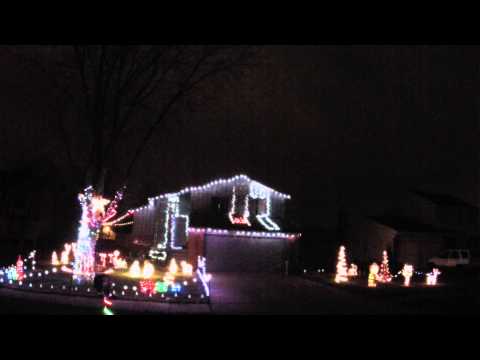 Christmas light show 2014. carol of bells dubstep.