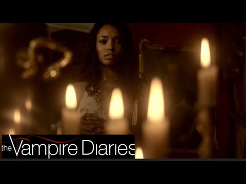 TVD 1x04 - Damon gets his Crystal & Bonnie light the candles with her powers