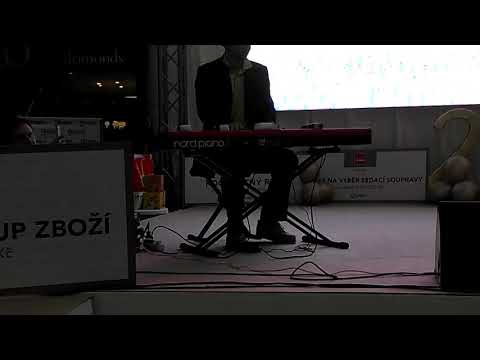 BONUS!! Richard Nedvěd hraje na piano 3 část - Olympia Brno