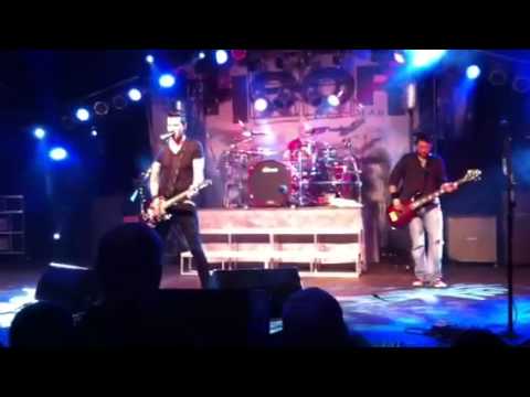 Theory of a Deadman Live at Club La Vela