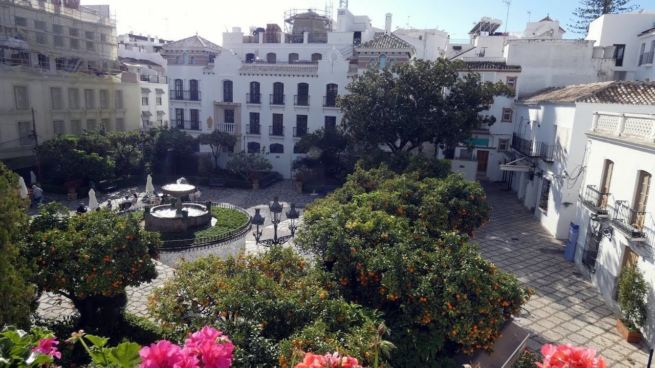 El Ayuntamiento inicia la renovación de la céntrica Plaza de Las Flores y tres calles adyacentes